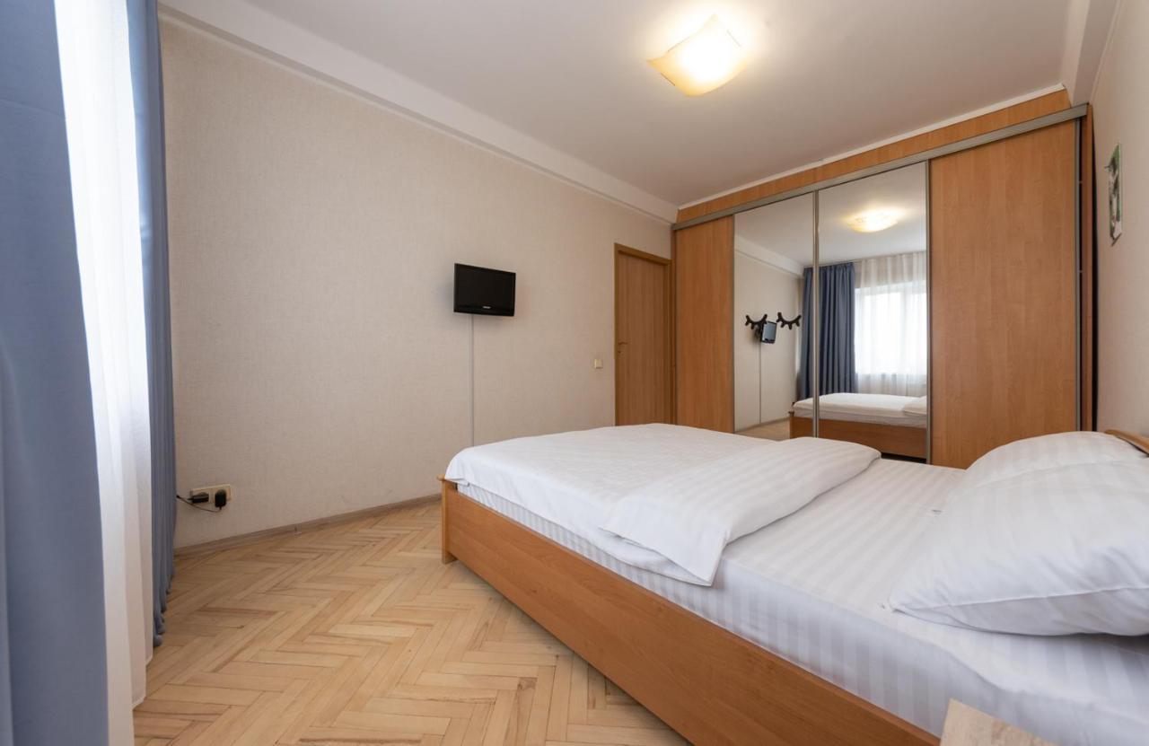 1 bedroom apart Near metro Pecherska Kiev Buitenkant foto