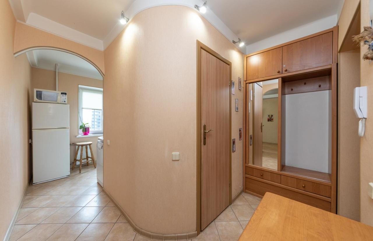 1 bedroom apart Near metro Pecherska Kiev Buitenkant foto