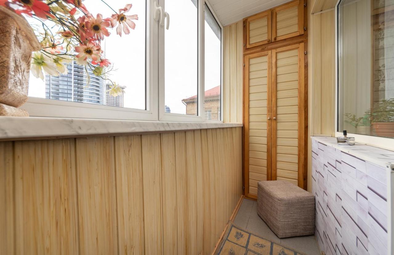 1 bedroom apart Near metro Pecherska Kiev Buitenkant foto